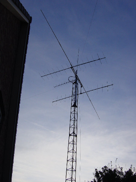 DSC01124.JPG (210.34 KiB) 42538 keer bekeken Zoek de verschillen