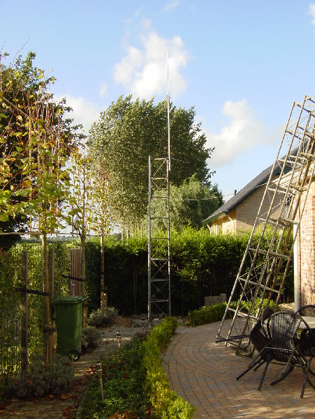 DSC00826.JPG (714.08 KiB) 42522 keer bekeken Achterin de tuin