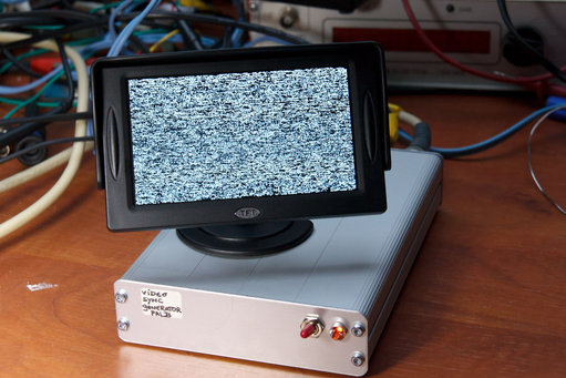 20120226-_MG_9288.jpg (413.07 KiB) 215614 keer bekeken PA0JBB video sync generator