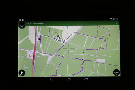_MG_5663.JPG (850.45 KiB) 108221 keer bekeken Screenshot van een 7 inch tablet met Viewranger. Geplot is een gelopen vossenjacht in Leusden.